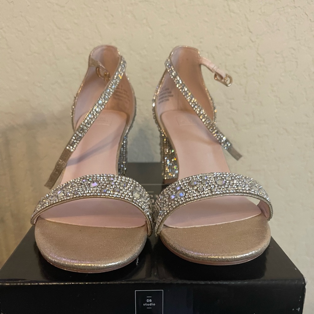 Allover Crystal Glitter Block Heel
Sandals